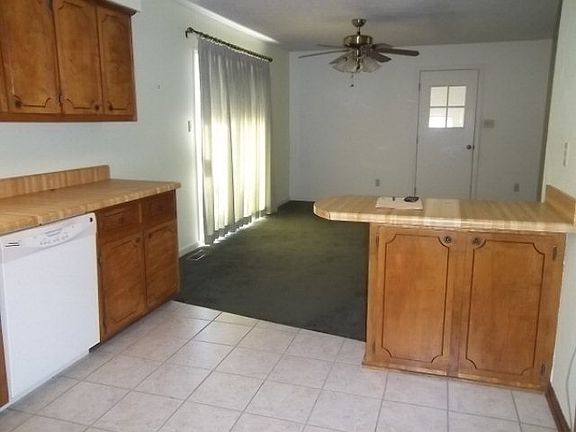4th image of 1130 Woodlawn Trce
