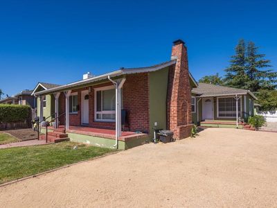 1702 Woodside Rd, Redwood City, CA, 94061