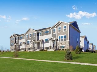 309 Settlers Pl, West Dundee, IL 60118