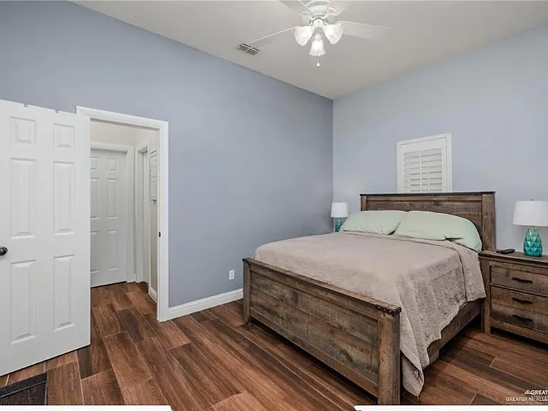 2513 Kings Dr — Photo 14