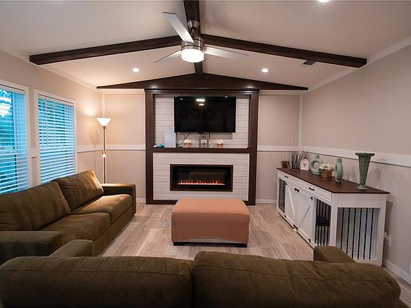 4th image of 7670 NE 97th Ct