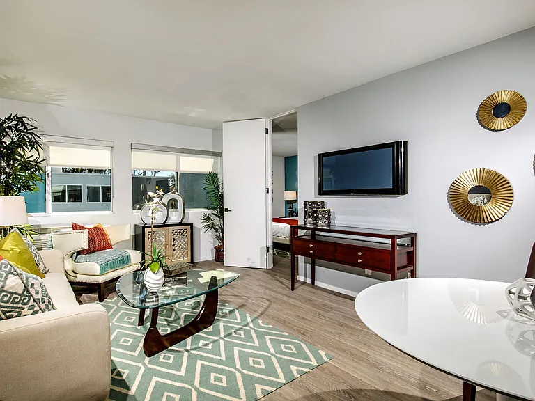 Park View Hillcrest — Photo 8