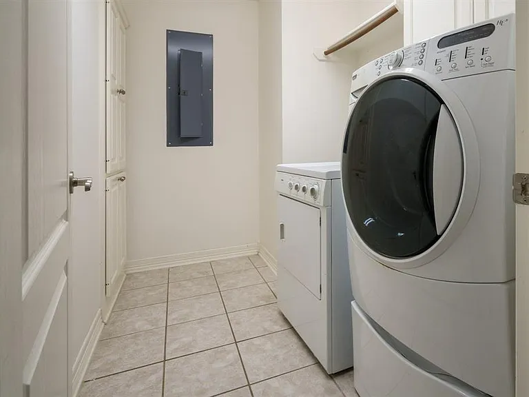 6010 Serrano Terrace Ln — Photo 24