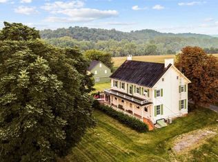 2372 Buchanan Trl W, Greencastle, PA 17225