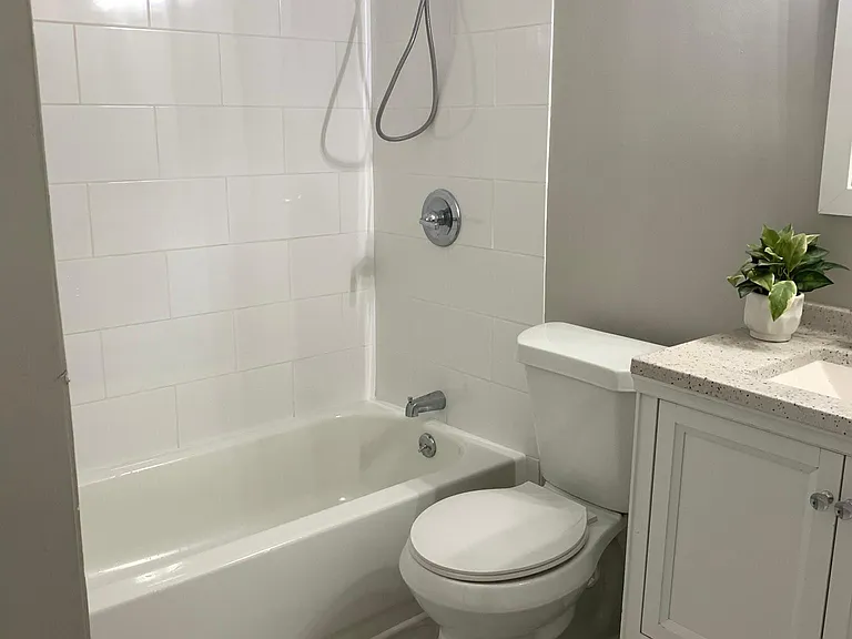 2334 Johnson Ferry Rd NE — Photo 14