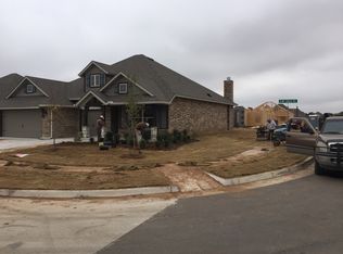 10216 SW 23rd St, Yukon, OK 73099