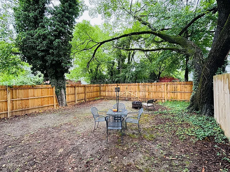9 W Broad Rock Rd — Photo 21