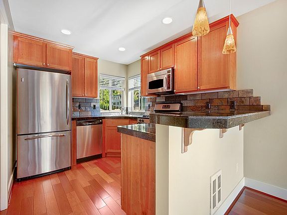 3rd image of 12557 35th Ave NE #A
