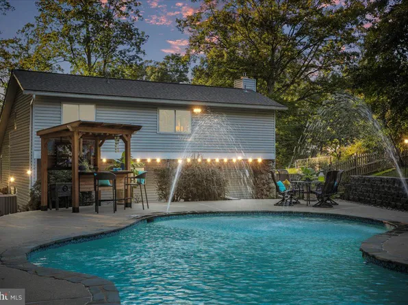 4997 Tall Oaks Dr, Monrovia, MD 21770