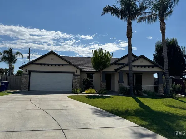 9217 Rockefeller St, Bakersfield, CA 93311