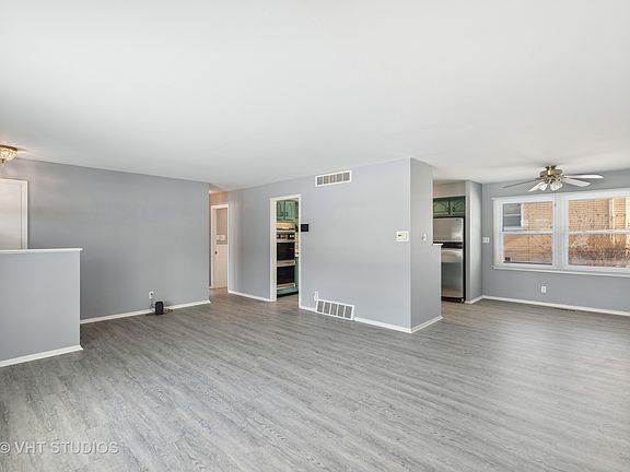3rd image of 3646 Cherry Hills Dr