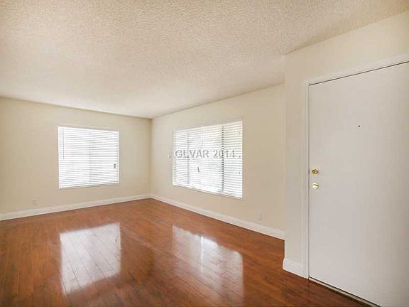 2nd image of 7172 Acorn Ct