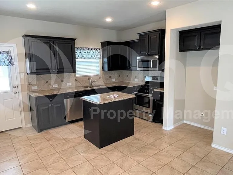 14144 Rabbit Brush Ln — Photo 2