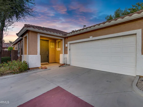881 S Porter St, Gilbert, AZ 85296