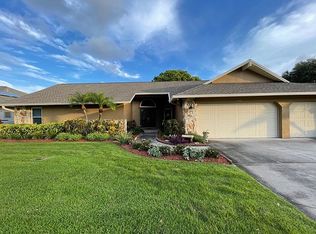 14260 Mark Dr, Largo, FL 33774
