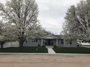 57 Karen St, Great Bend, KS 67530