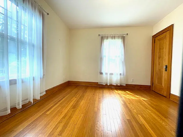 51 Gillette St #1 — Photo 4