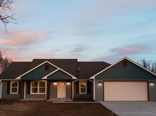 701 N Cleveland Ave, Shawnee, OK 74801