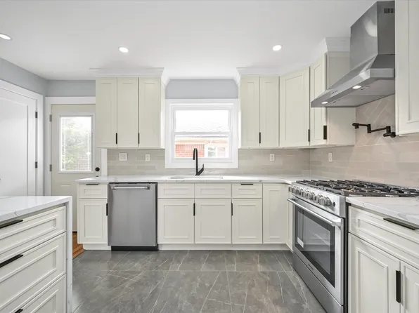 73-30 244th Street image 3 of 26