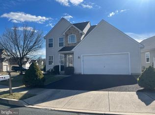 4 Gleneagles Rd, Royersford, PA 19468