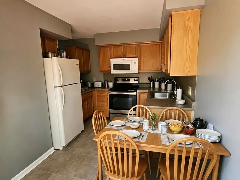 38 Brenda Ct #2 — Photo 12