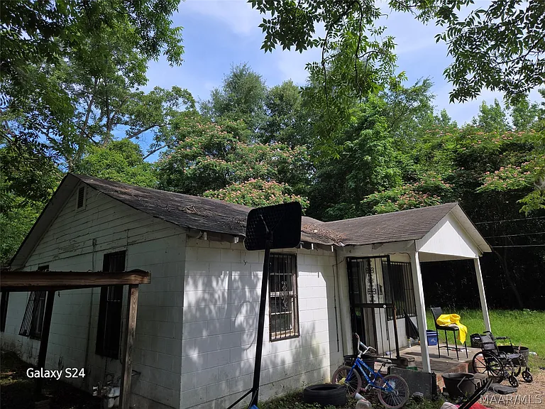 126 Redwood Dr — Photo 1