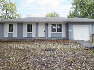 8302 E 91st St, Kansas City, MO 64138