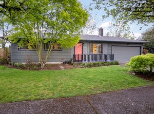 16616 NE Couch Ct, Portland, OR 97230