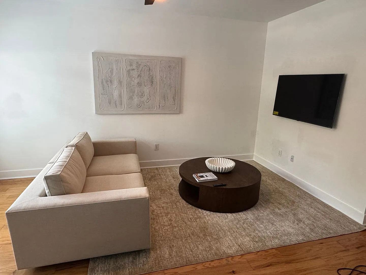 Charming 1BR Condo in Louisville — Photo 4