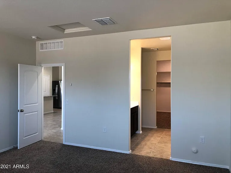 3702 N 307th Dr — Photo 13