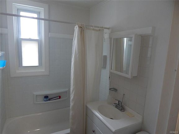 5th image of 15 Hudson St APT 5