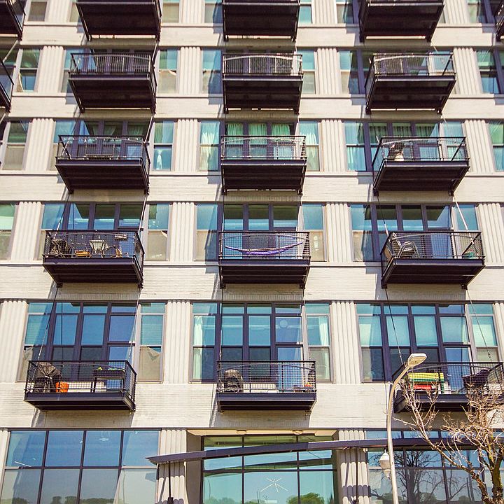 1st image of 1224 W Van Buren St APT 517