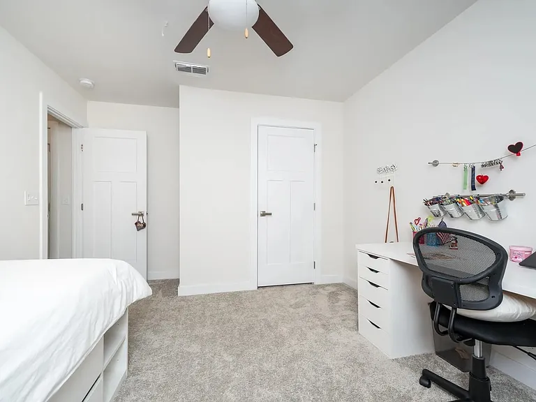 515 Spokane Dr — Photo 24