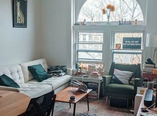 560 2nd St #3F, Brooklyn, NY 11215