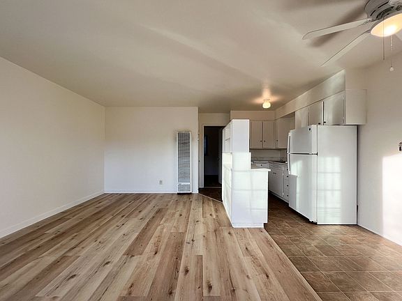 3rd image of 2173-2199 Wilkins Ave #2175