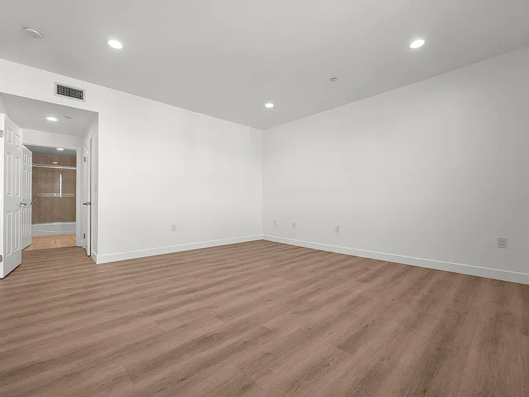 8248 Sepulveda Pl — Photo 14