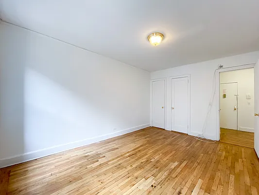 Rented by Compass | media 11