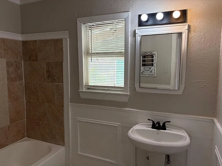 5530 Lakefield Dr — Photo 15