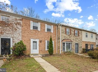 5523 Rollins Ln, Capitol Heights, MD 20743