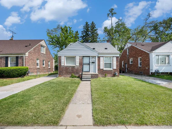 18930 Curtis St, Detroit, MI 48219