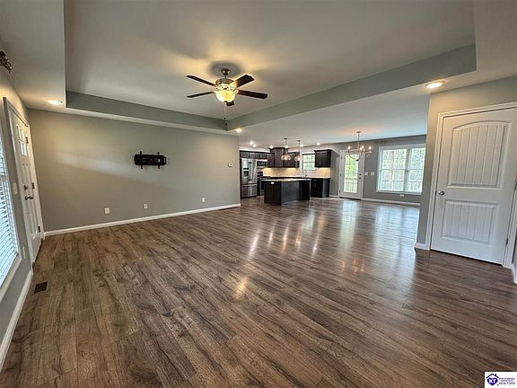 4th image of 295 Saint Andrews Rd