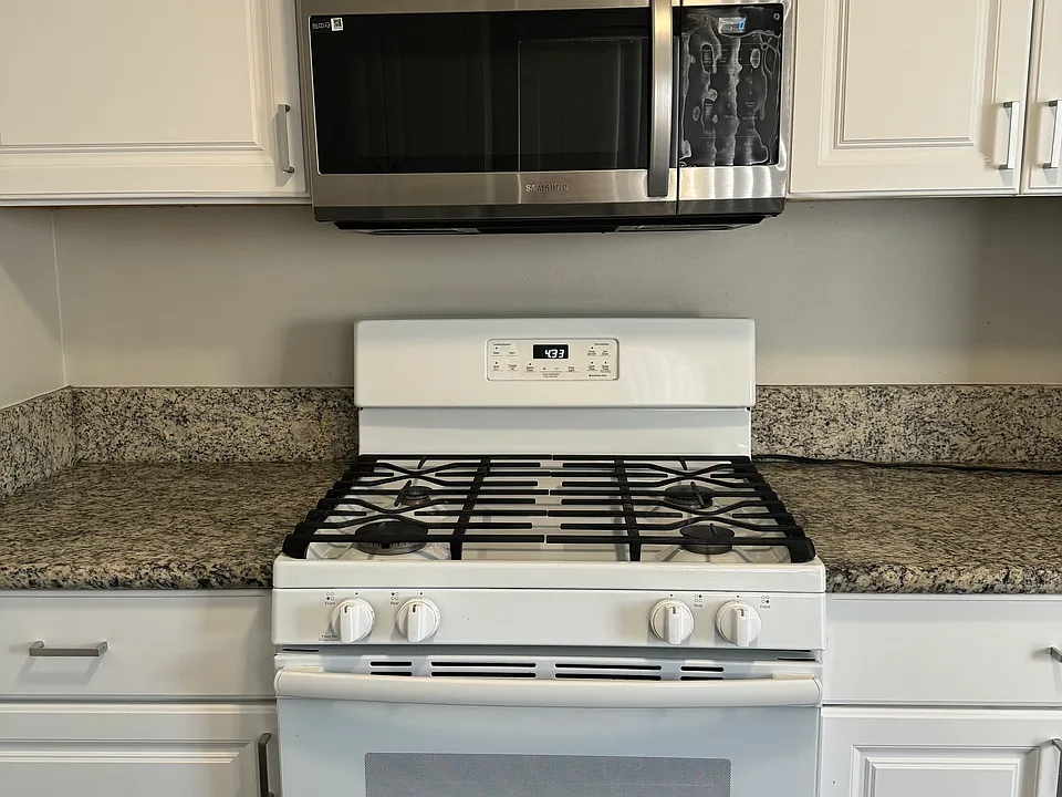 marble counter tops!