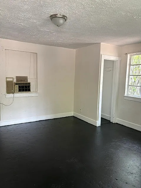 804 N Harding St #2