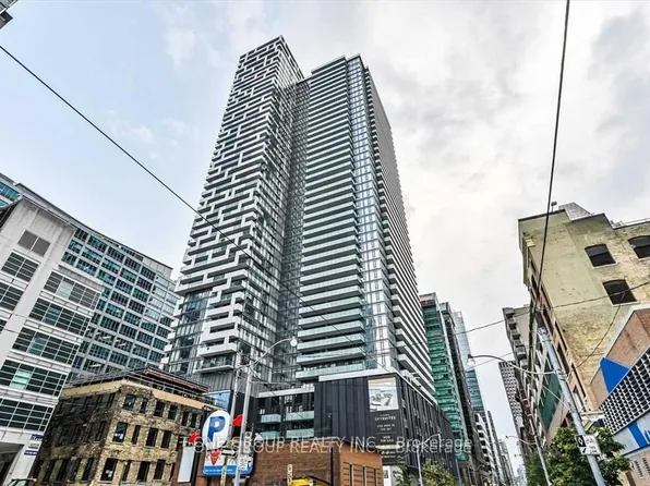 25 Richmond St E, Toronto, ON