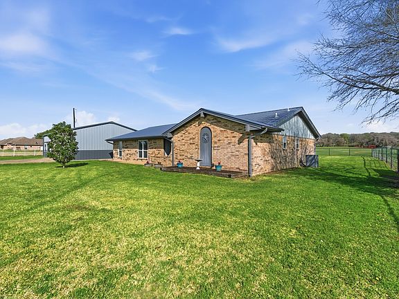 3rd image of 7660 Reed Rd