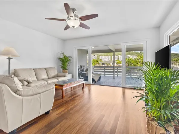 505 Opihikao Pl #12, Honolulu, HI 96825