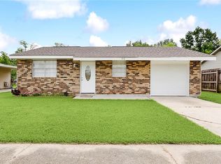 1143 Luling Estates Dr, Luling, LA 70070