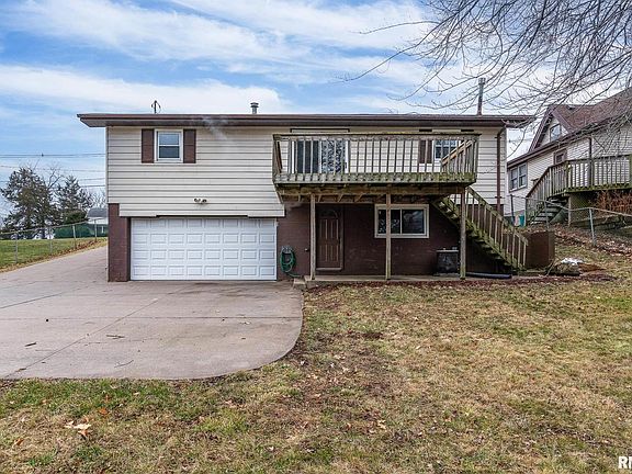 2nd image of 1907 W Fulliam Ave