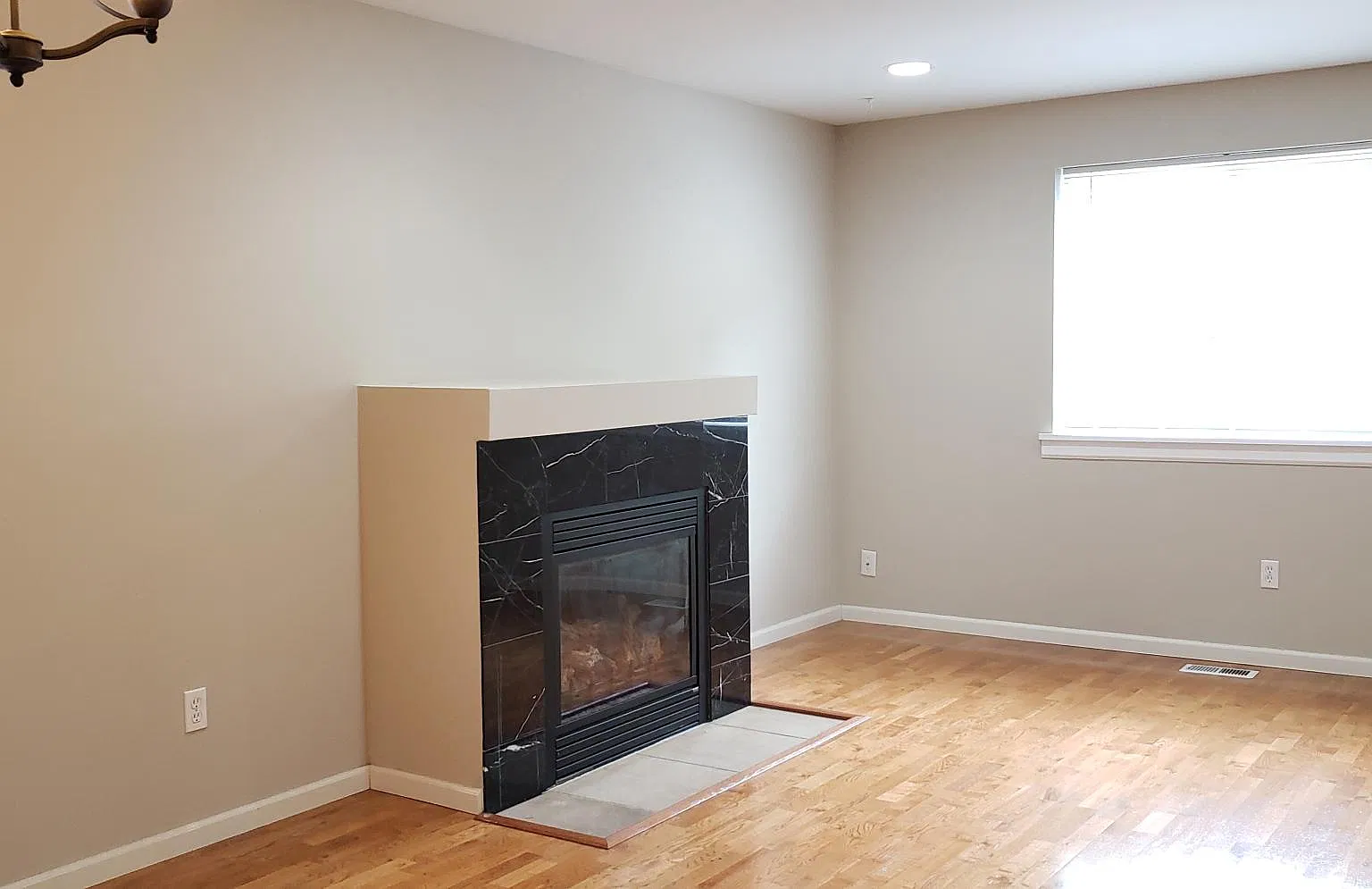 3429 Beacon Ave S — Photo 4