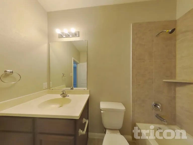 10823 Spring Brook Pass Dr — Photo 15